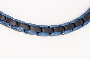 HT9036BLblau - Titanhalskette schwarz blau