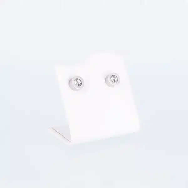 Silberne Magnet-Ohrstecker mit einem Zirkoniastein