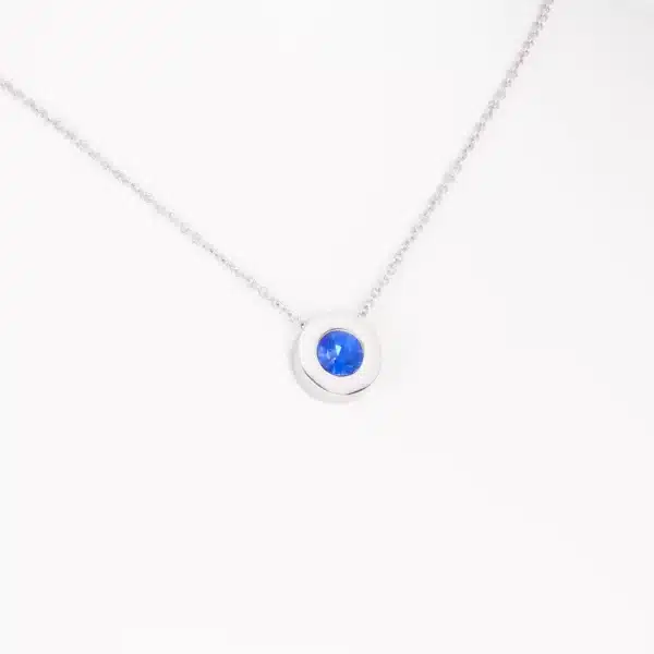 Magnetanhänger silberfarben mit einem blauen Zirkonia – Bild 2