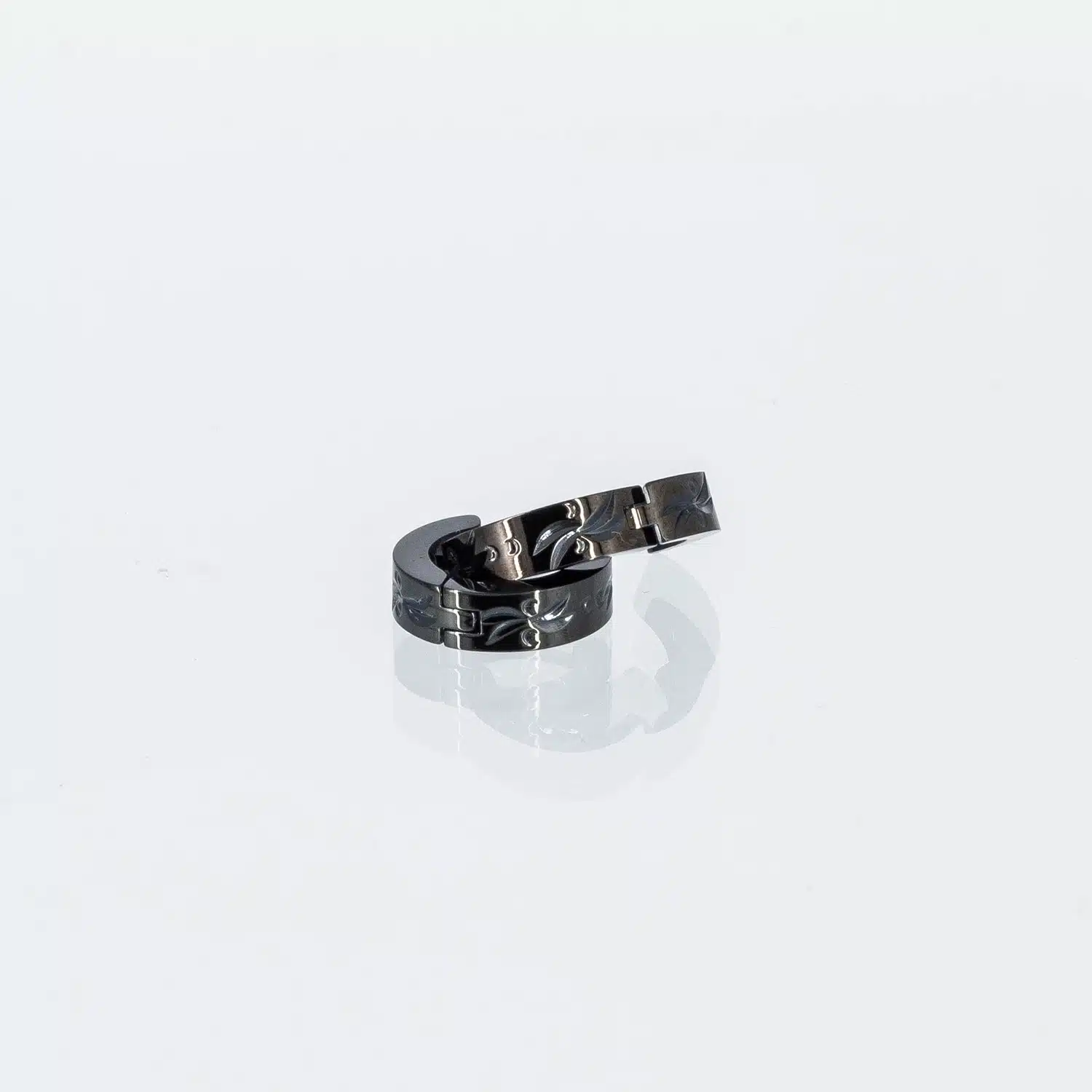Magnetschmuck Ohr