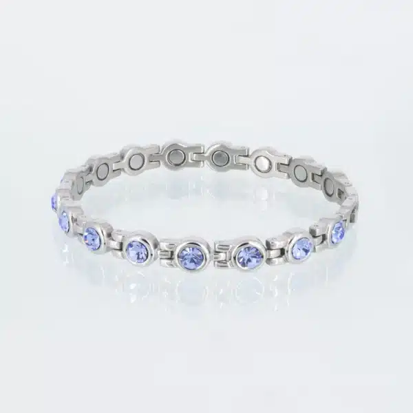 Silbernes Magnetarmband mit fliederfarbenen Zirkonia